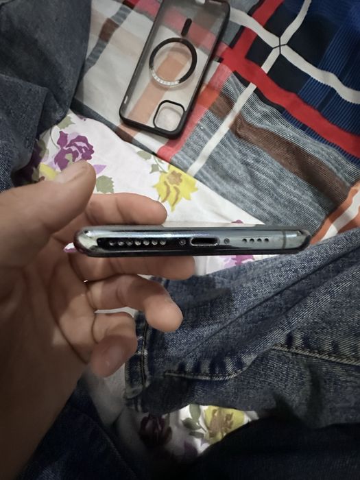 Айфон 11 про мах