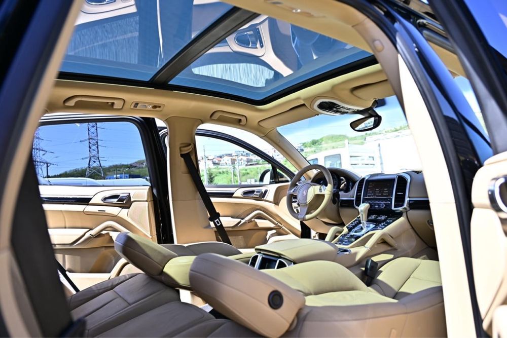 Porsche Cayenne 3.0TDI 245 CP GTS Panormaic/Perne/Xenon/Individual