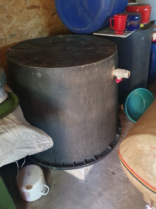 Vând diverse pentru vin..