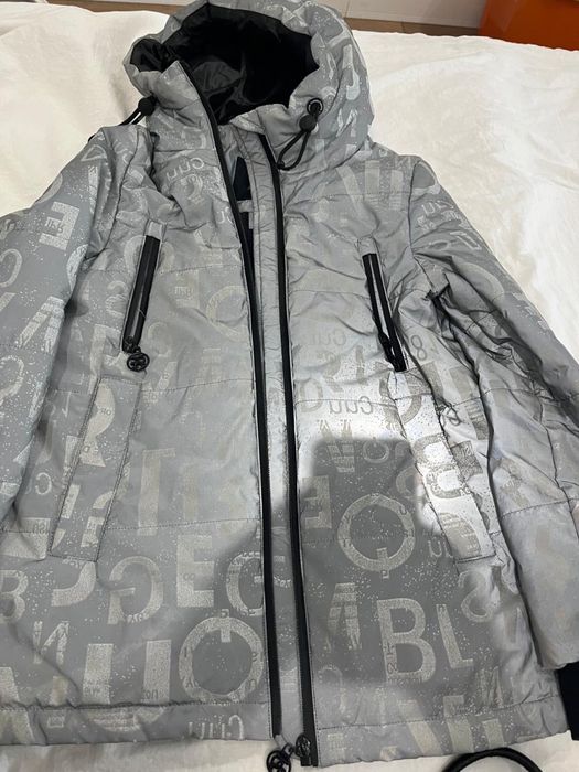 Продается куртка на мальчика