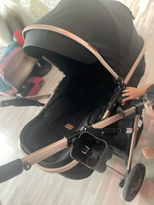 Коляска 2в1 почти новая