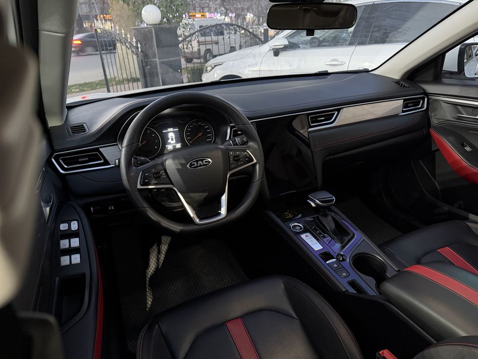 Jac J7 Xolati A’lo