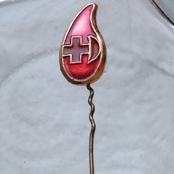 Значки СССР.Донор,ВЛКСМ,Техникум.