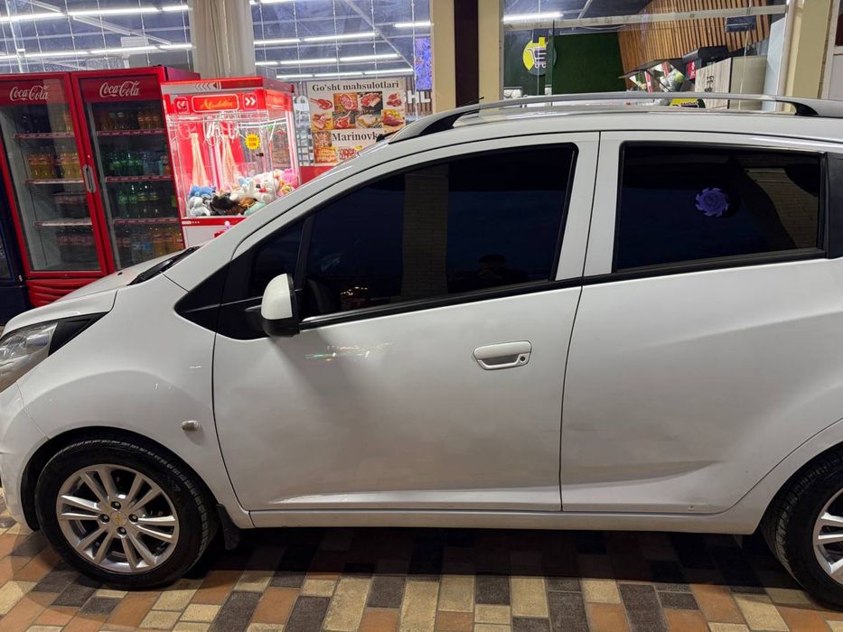 Chevrolet spark - 2017