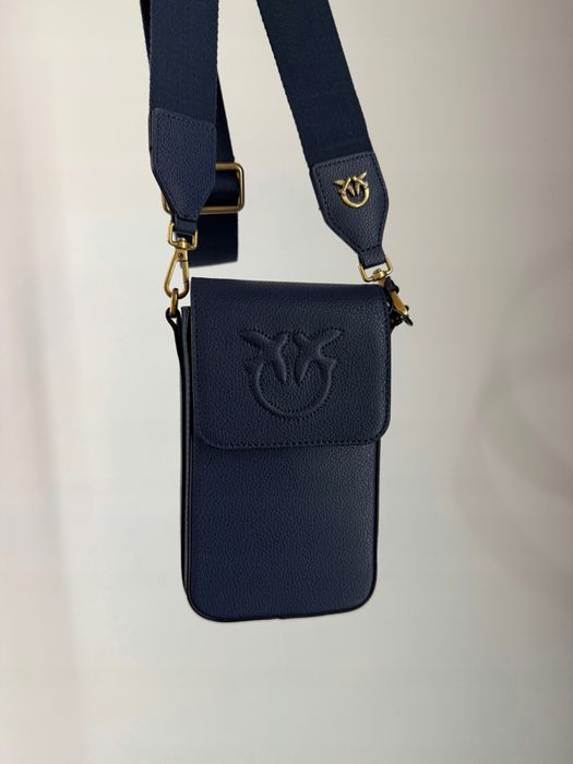 Нова дамска чанта PINKO