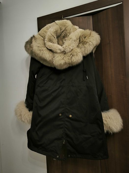 Haina moderna de blana