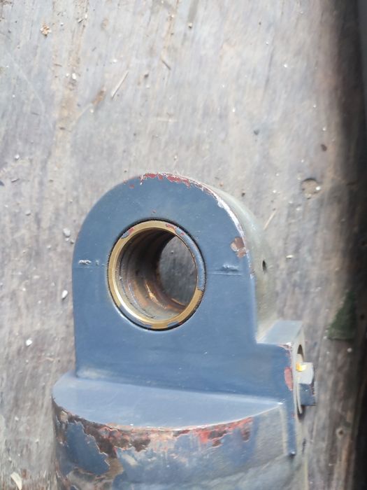 Шток гидравлика 2шт