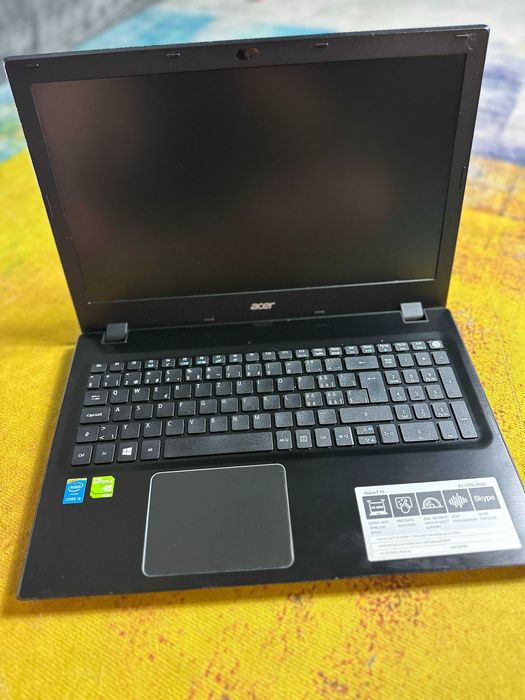Acer F15, i5 gen 4 , nvidia 920m, ram 12