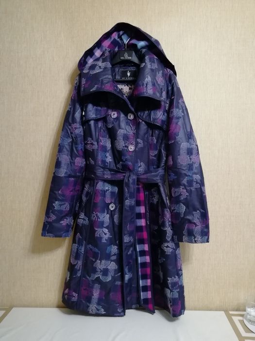 Куртка с капюшоном  на синтепоне  недорого.