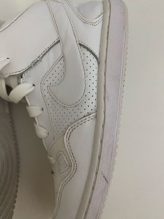 Adidasi nike, marimea 33.5