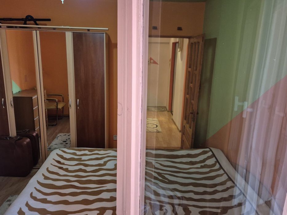 Inchiriez apartament 2 camere