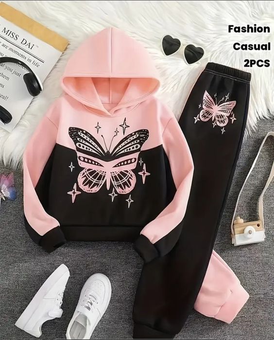 Костюм на девочку и на мальчика