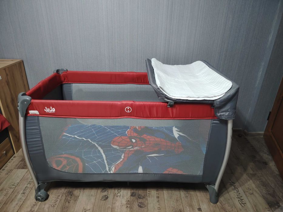 Сгъваема кошара на две нива