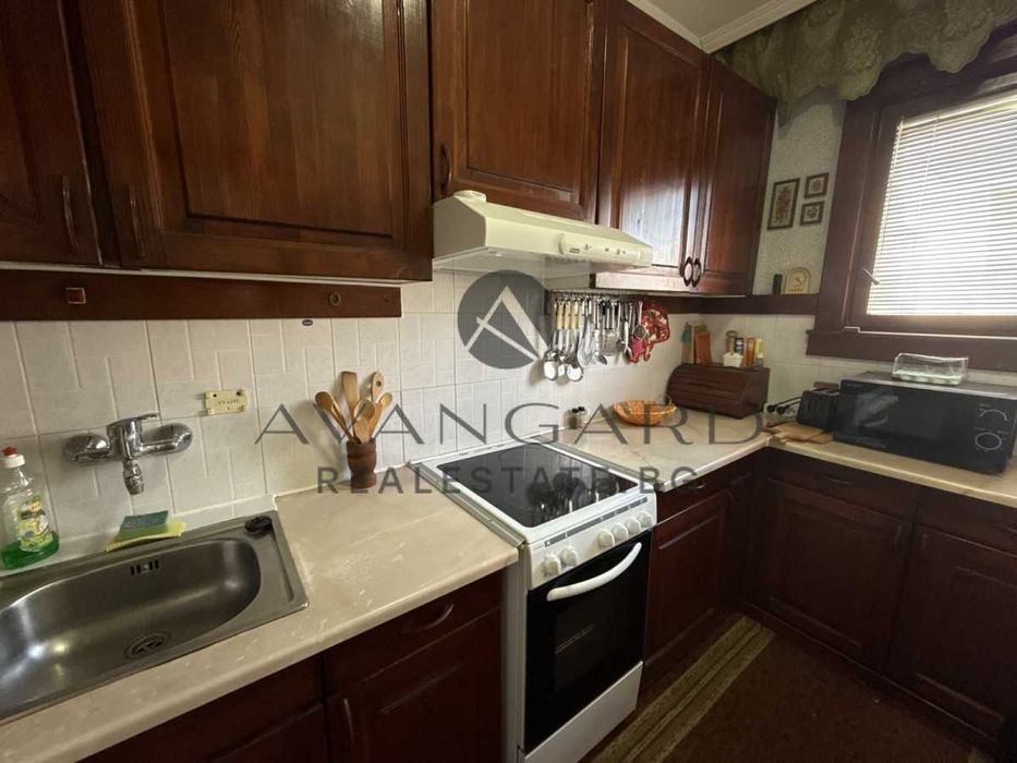 оф.23803 Тристаен обзаведен/ Тракия