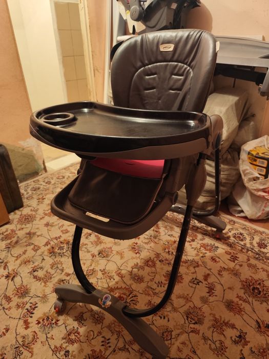 Детский стульчик для кормления