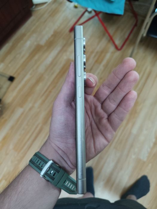 Samsung S24 Ultra 256GB Titanium
