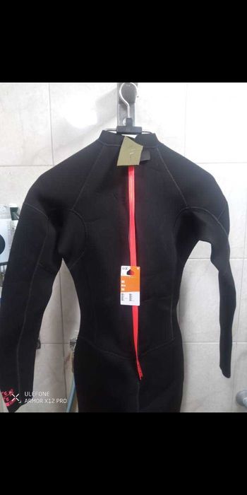 Водолазен неопренов дамски костюм