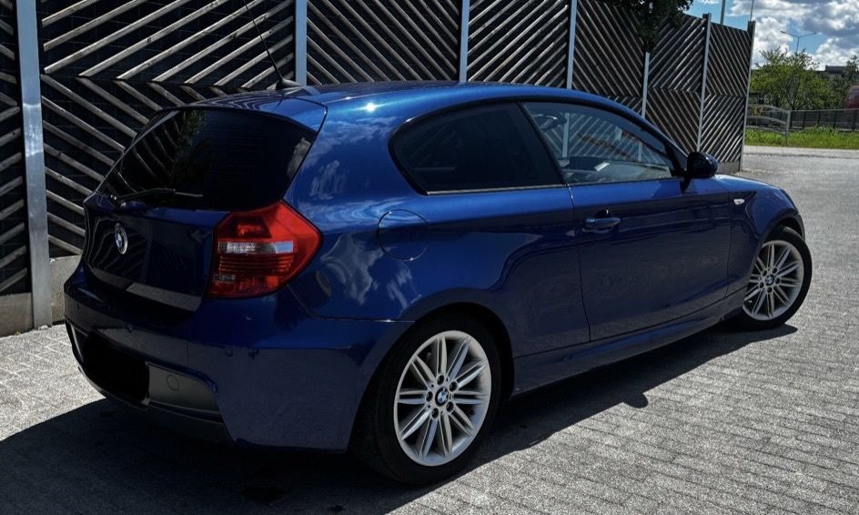 Dezmembrez bmw seria 1 e88 e87 e82 plafon m sport / scaune sport piele / portiere / portbagaj / haion