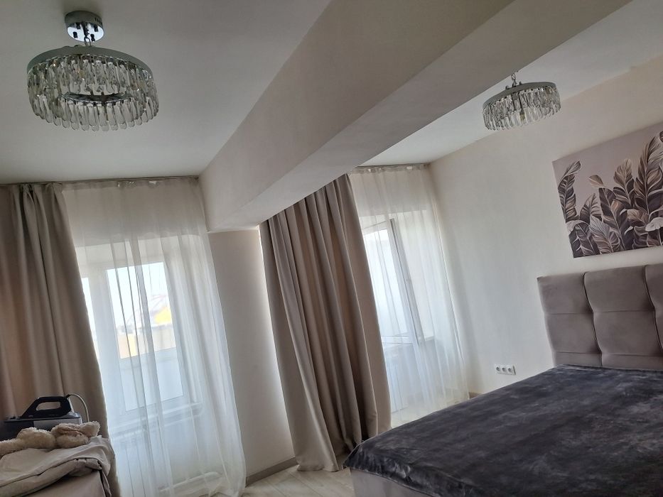 Продам хрустальные люстры      Шанырак