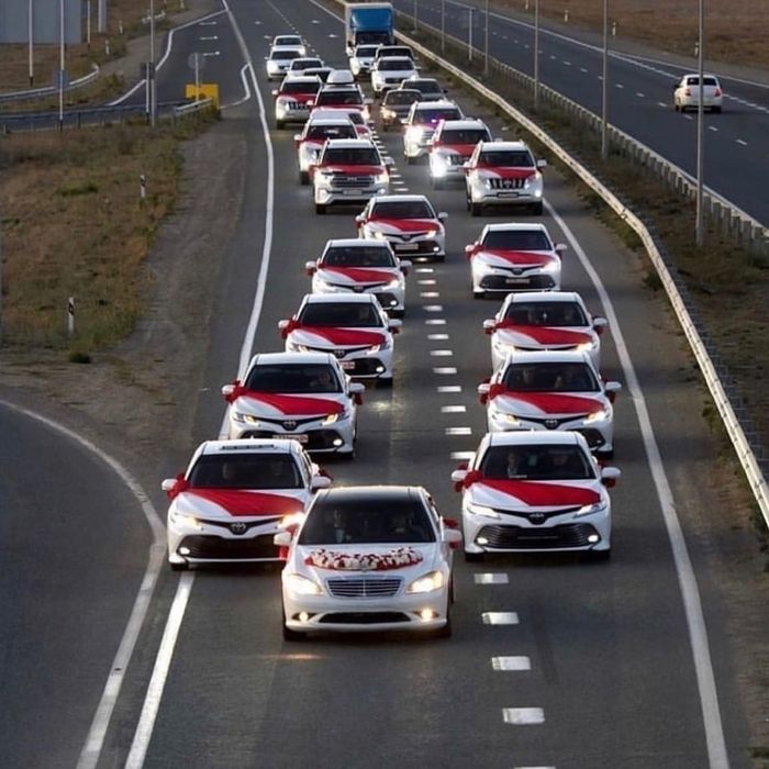Аренда/Прокат авто с водителем кортеж той Выписка