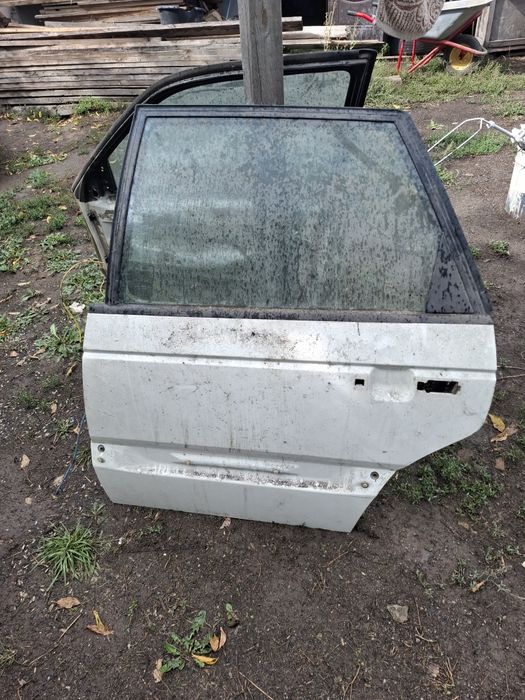 Запчасть пассат б3