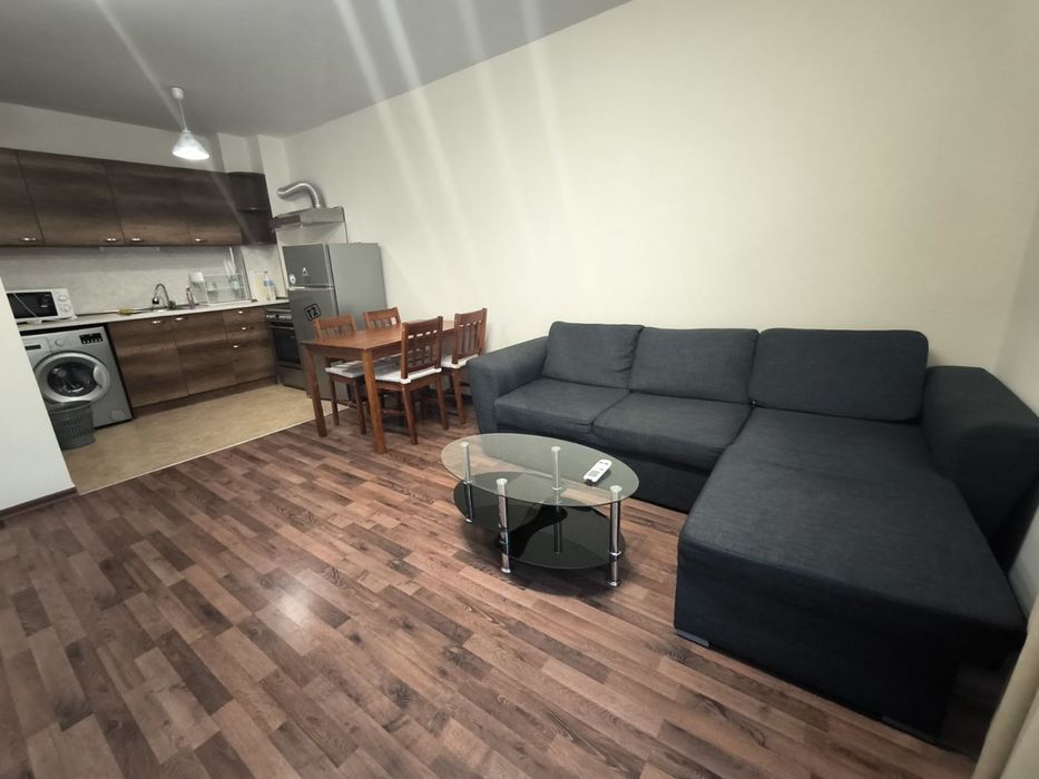 Продава се Двустаен апартамент в Пловдив, Младежки Хълм - 67 кв.м за 1294 €/кв.м - Снимка #1