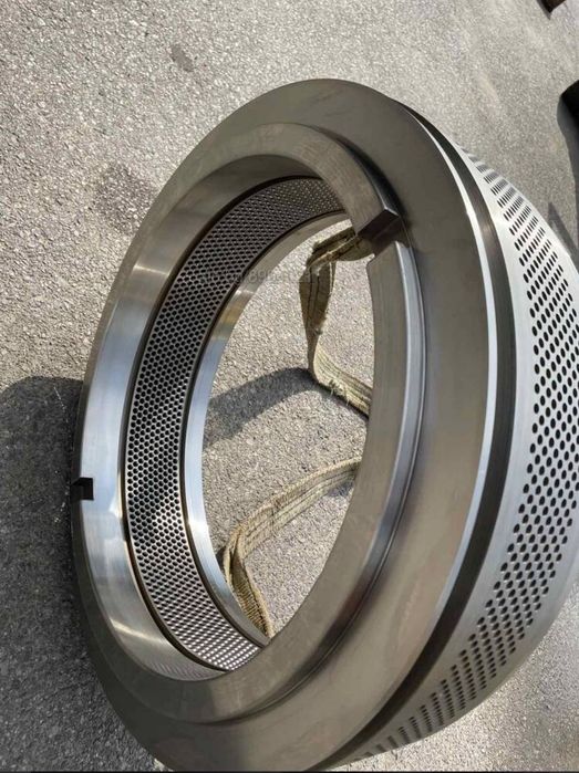 Рециклирани и нови матрици за производство на пелети ОГМ 1.5 за дърво