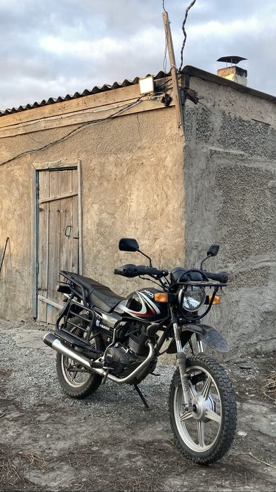 Продам мотоцикл yaqi 200