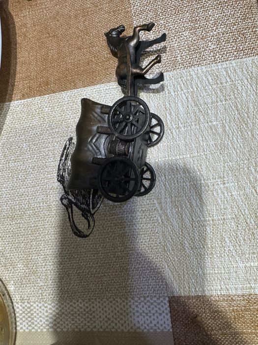 Уникална бронзова острилка за моливи !