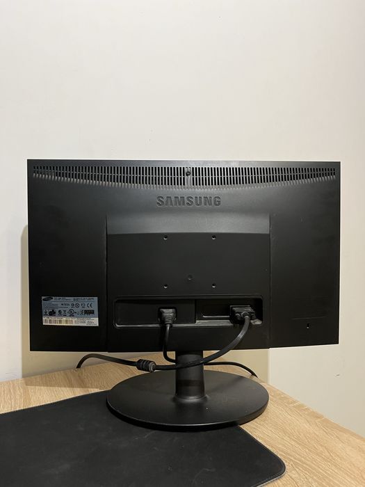 Samsung e2220n, 75hz, full hd, 22 дюйма