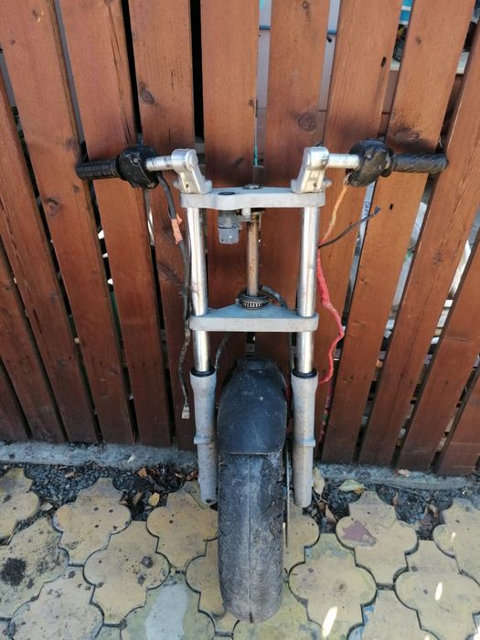 Gilera DNA cadru, roți, carene