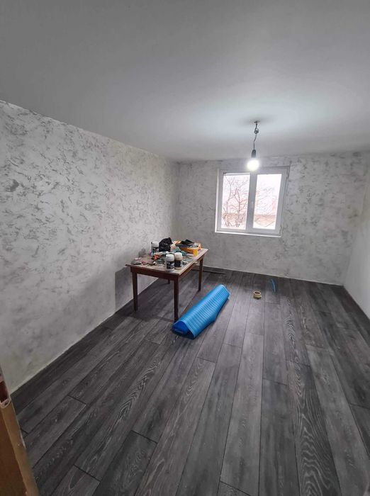 Aplic piatra sparta/pietra spaccata ,vopsea tip stucco, decorativa