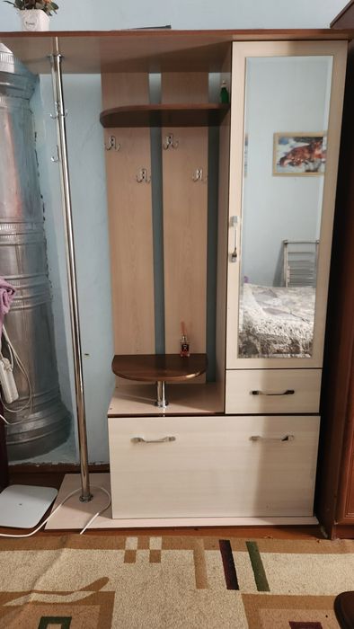 Пподаётся б/у мебель