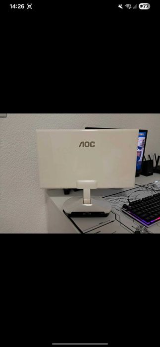 Munitor excelent functional AOC