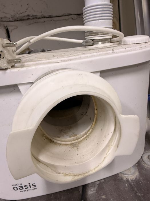 Насос с дробилкой