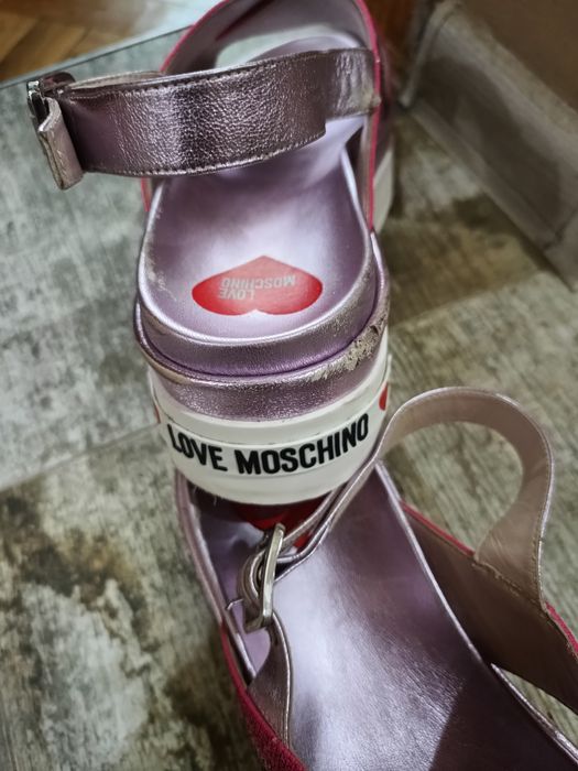 Оригинално сандали Love Moschino