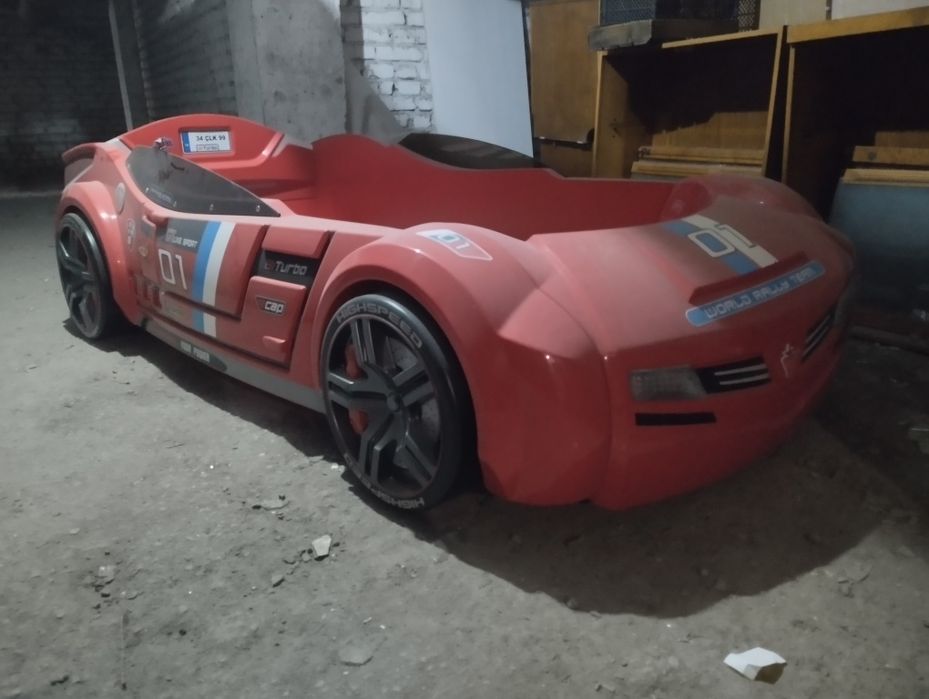 Кровать  высшего качества.