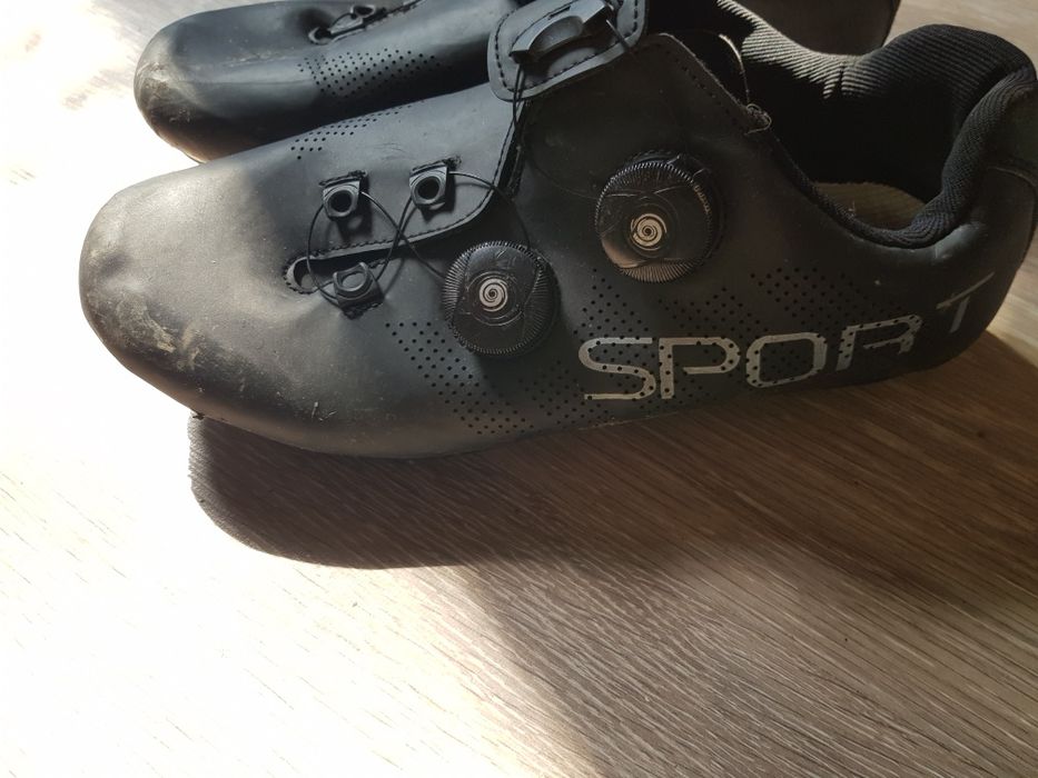 Продаю вело туфли