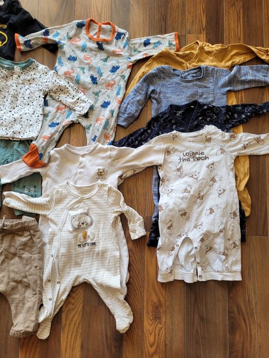 Lot haine baiat marime 68