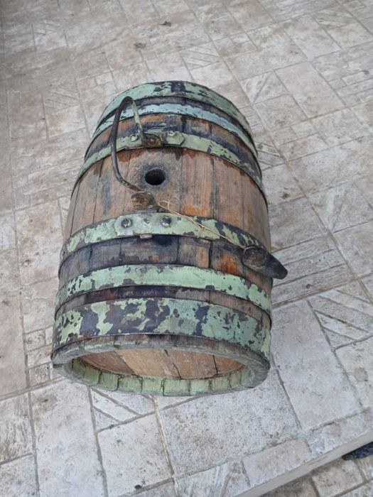 Старо дървено буре