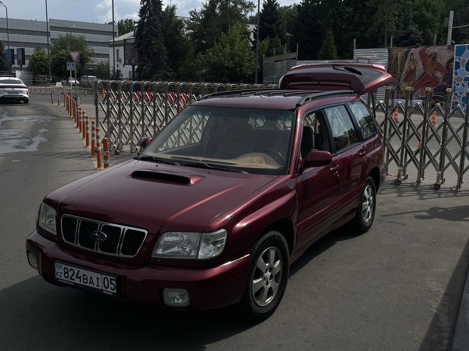 Subaru Forester 2000г