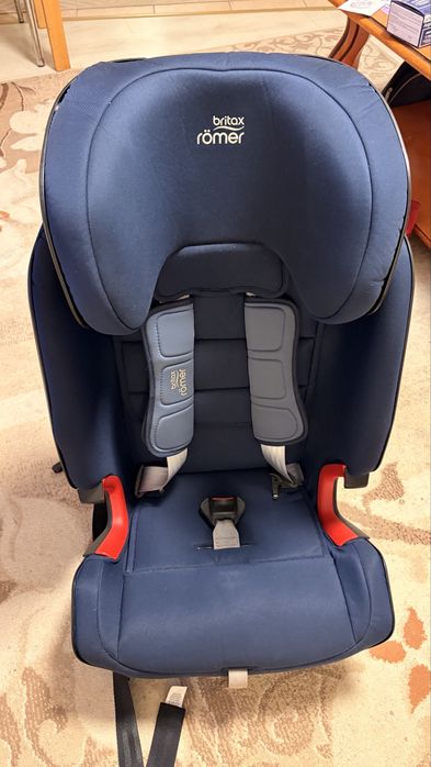 Vand scaun Britax Romer ADVANSAFIX IV R R pentru copii 9-36kg