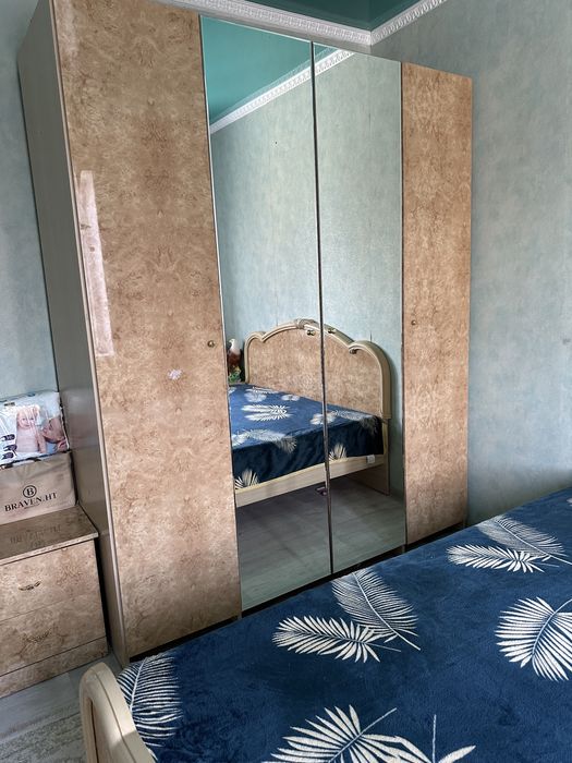 Спальный гарнитур