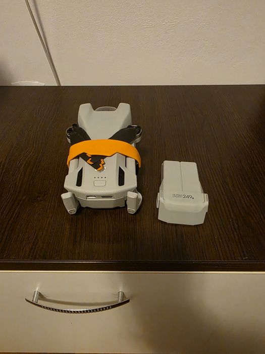 Drona DJI Mini 3