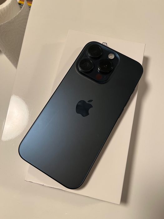 Iphone 15 pro 256гб