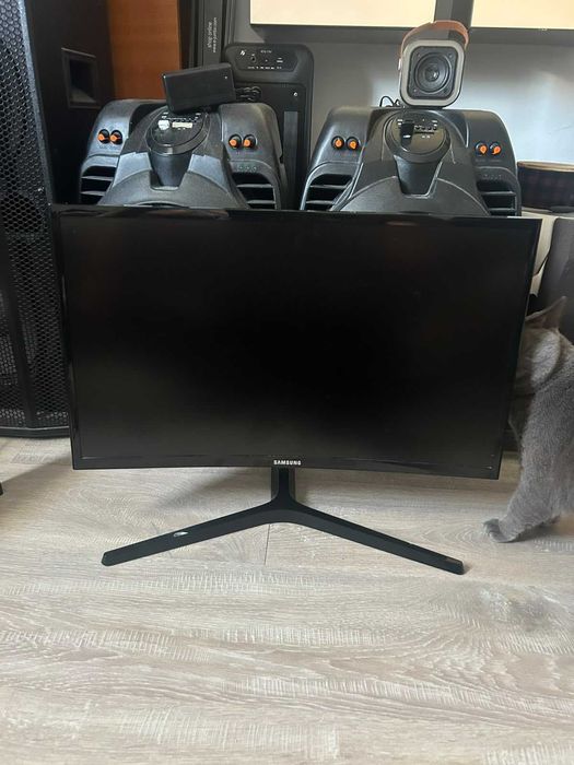 Monitor Gaming SAMSUNG - 144hz