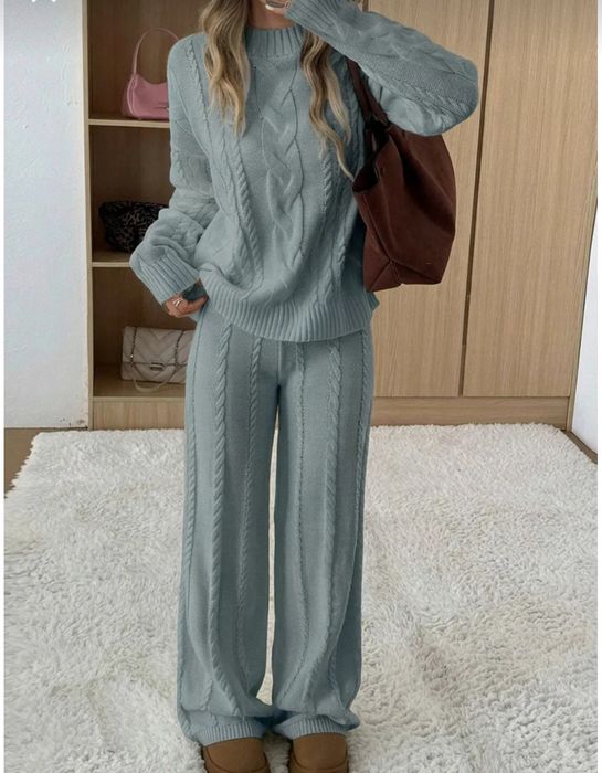 Compleu de damă tricot L