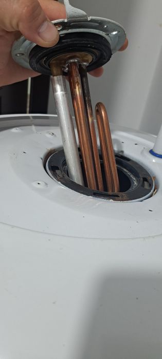 Ariston 100 L 800 ming