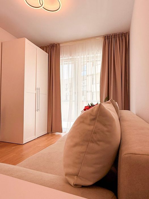 Inchiriez apartament cu parcare subterana 550 euro