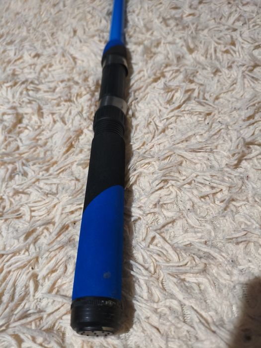 Новое прочное удилище, универсальное